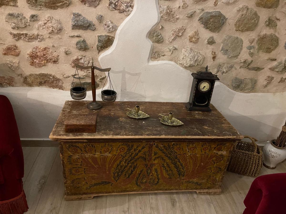 Καμάρα Χωριό Φοινίκι , Kamara Finiki Village Moláoi Buitenkant foto